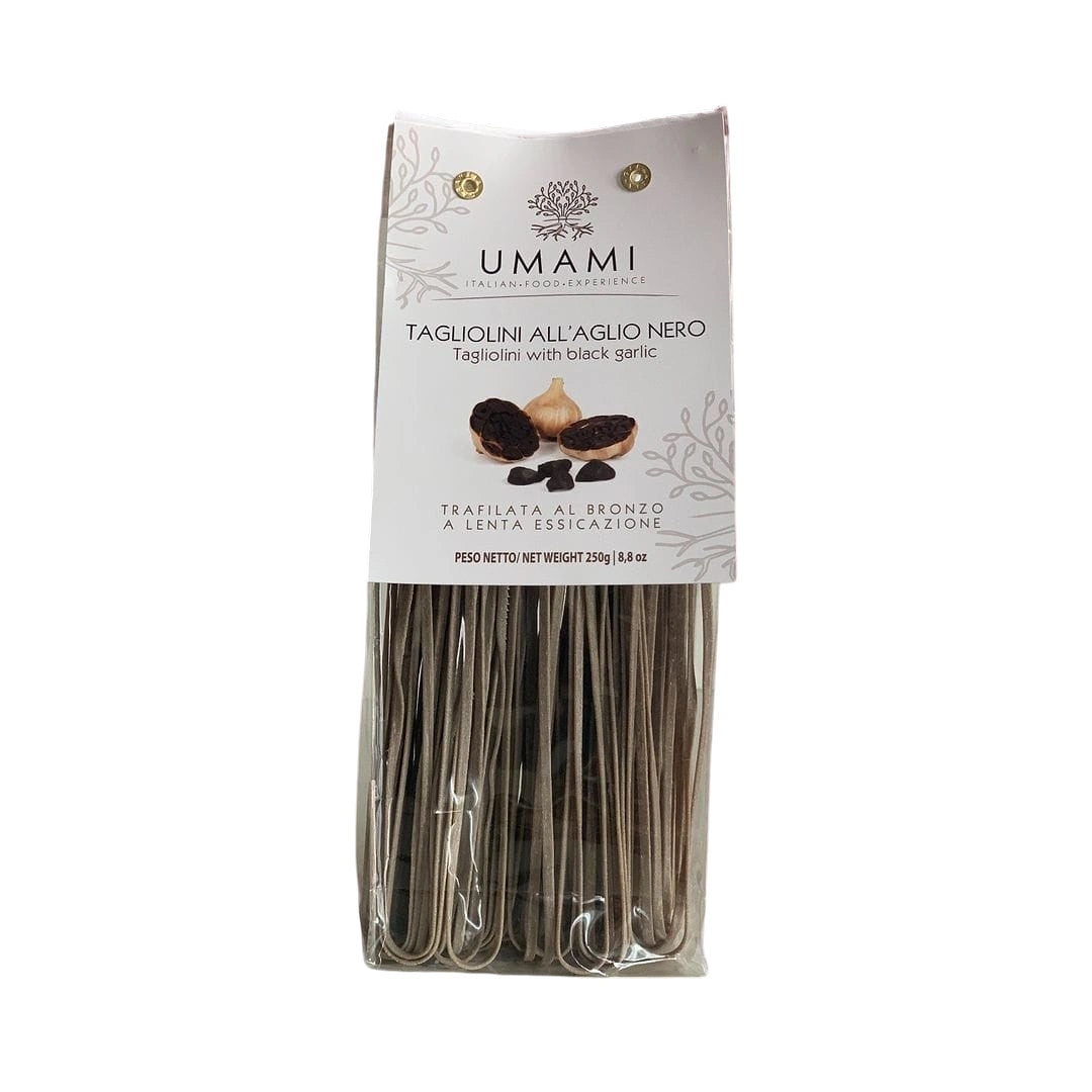 Tagliolini mit schwarzem Knoblauch von Umami