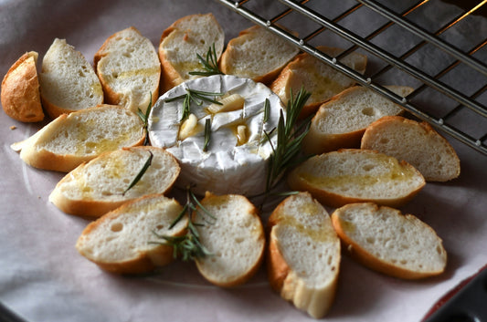 Gebratener Ziegenkäse mit Aprikose & Ingwer Chutney