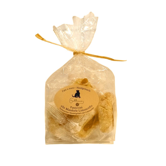 Gattino Pasticcini alle Mandorle con Limoncello