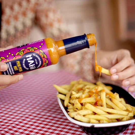 Pommes Frites mit Peri Peri Hot Sauce von MAHI